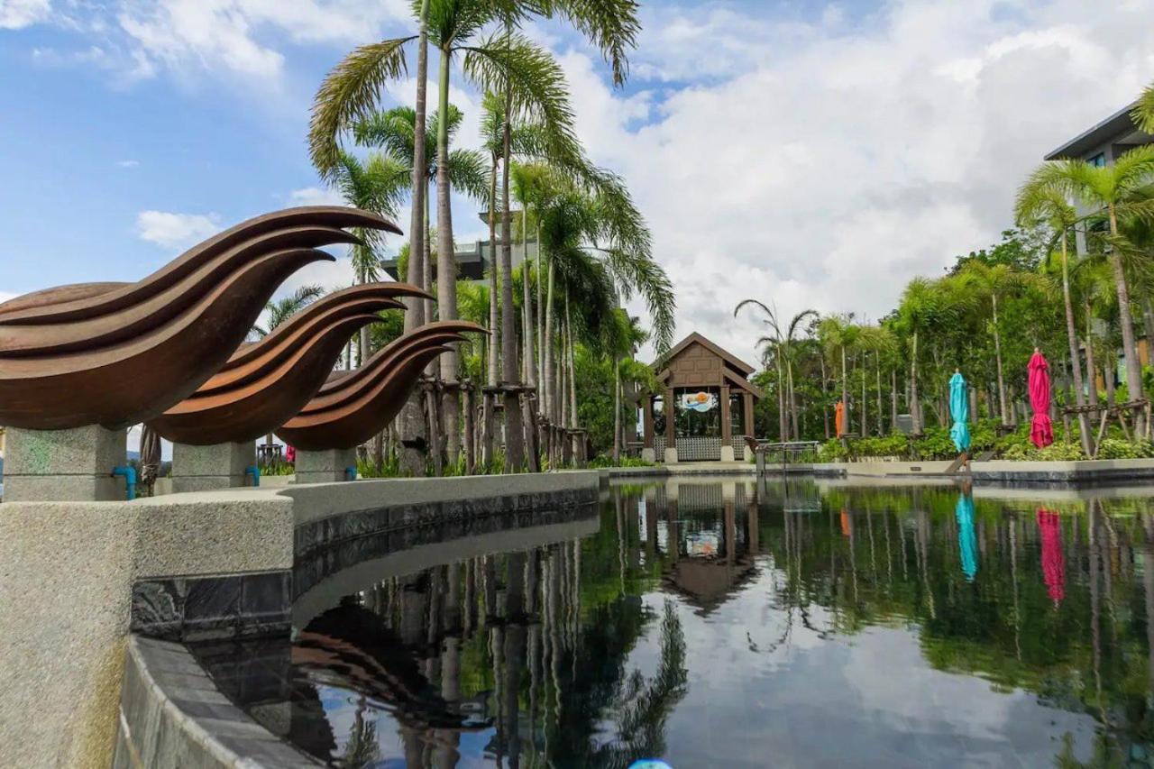 Panora Condo By Villacarte Pantai Surin Bagian luar foto
