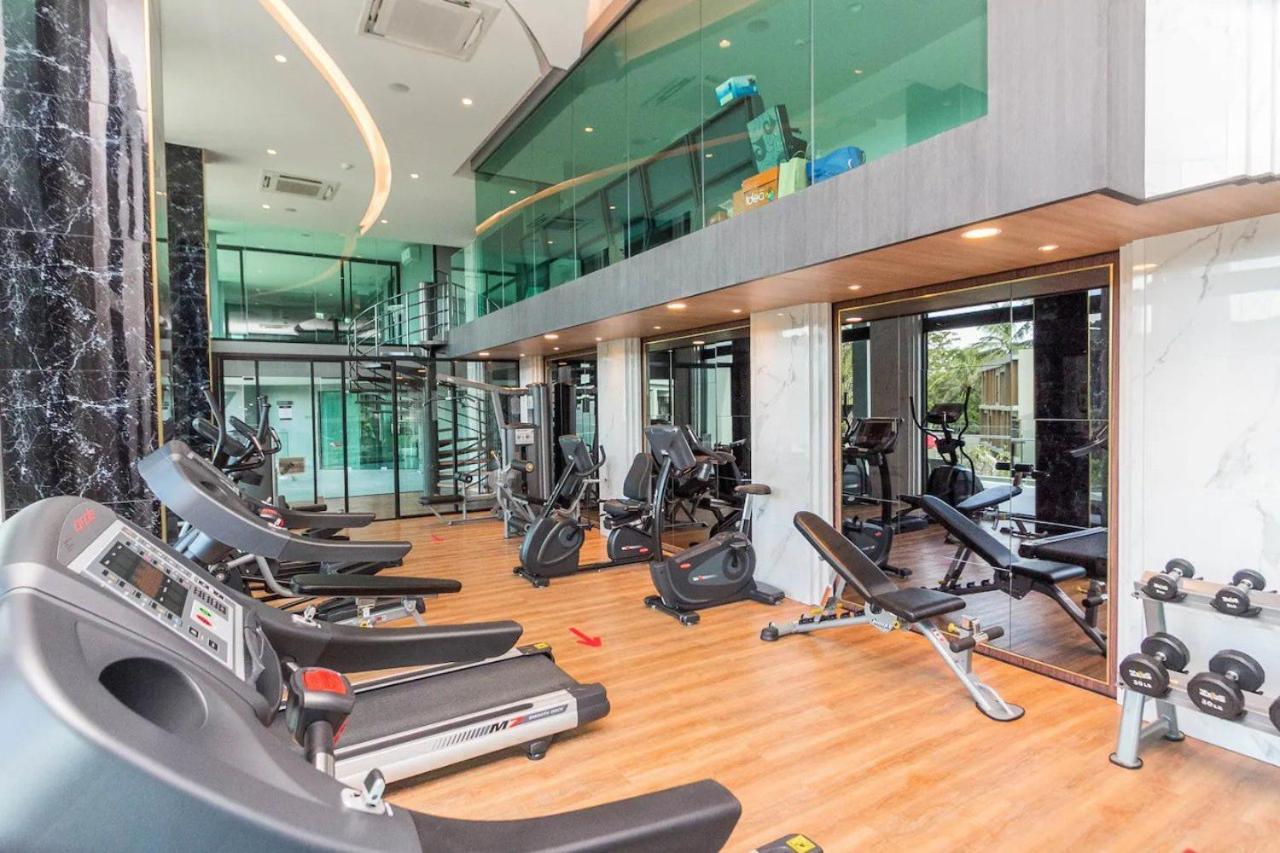 Panora Condo By Villacarte Pantai Surin Bagian luar foto