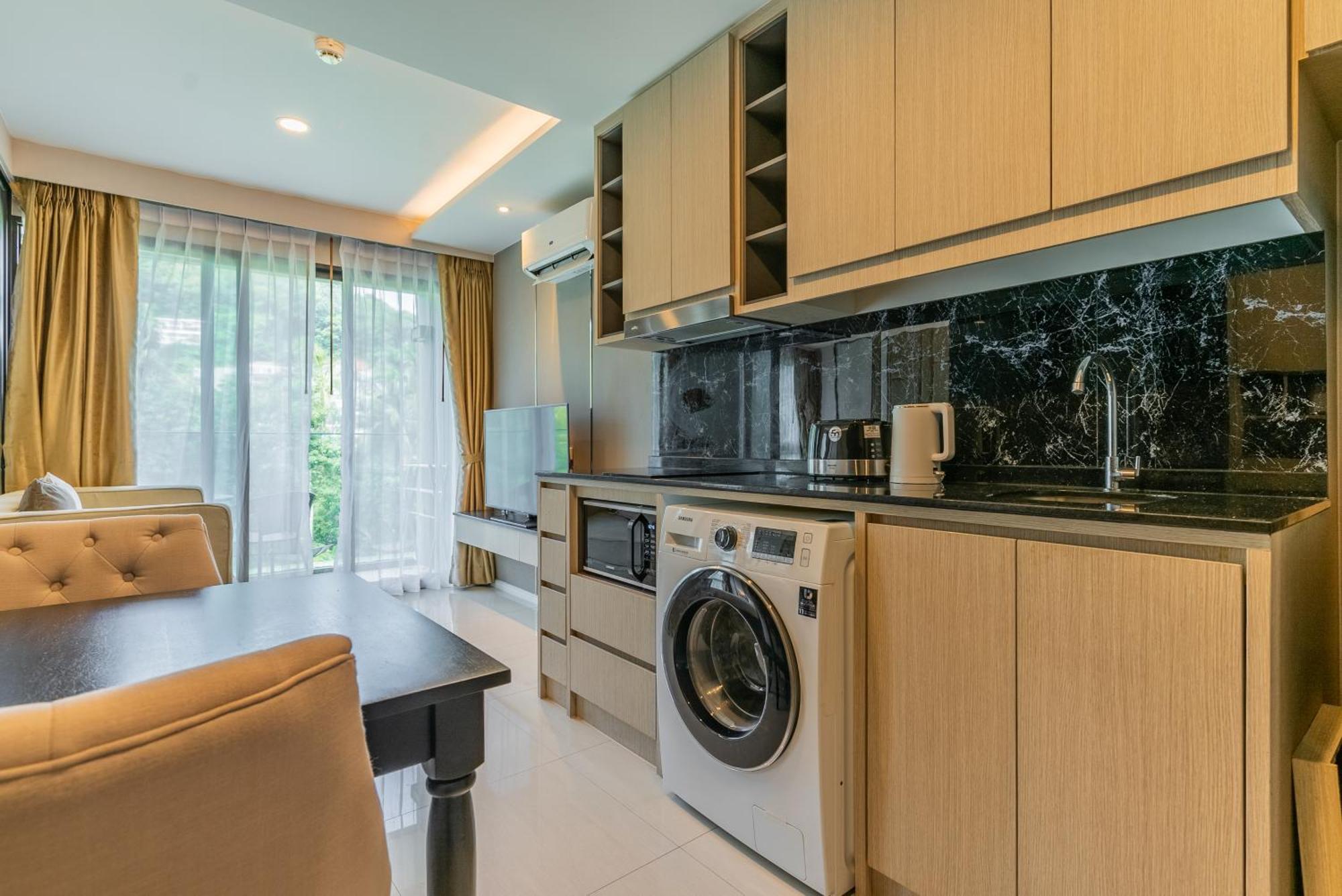 Panora Condo By Villacarte Pantai Surin Ruang foto