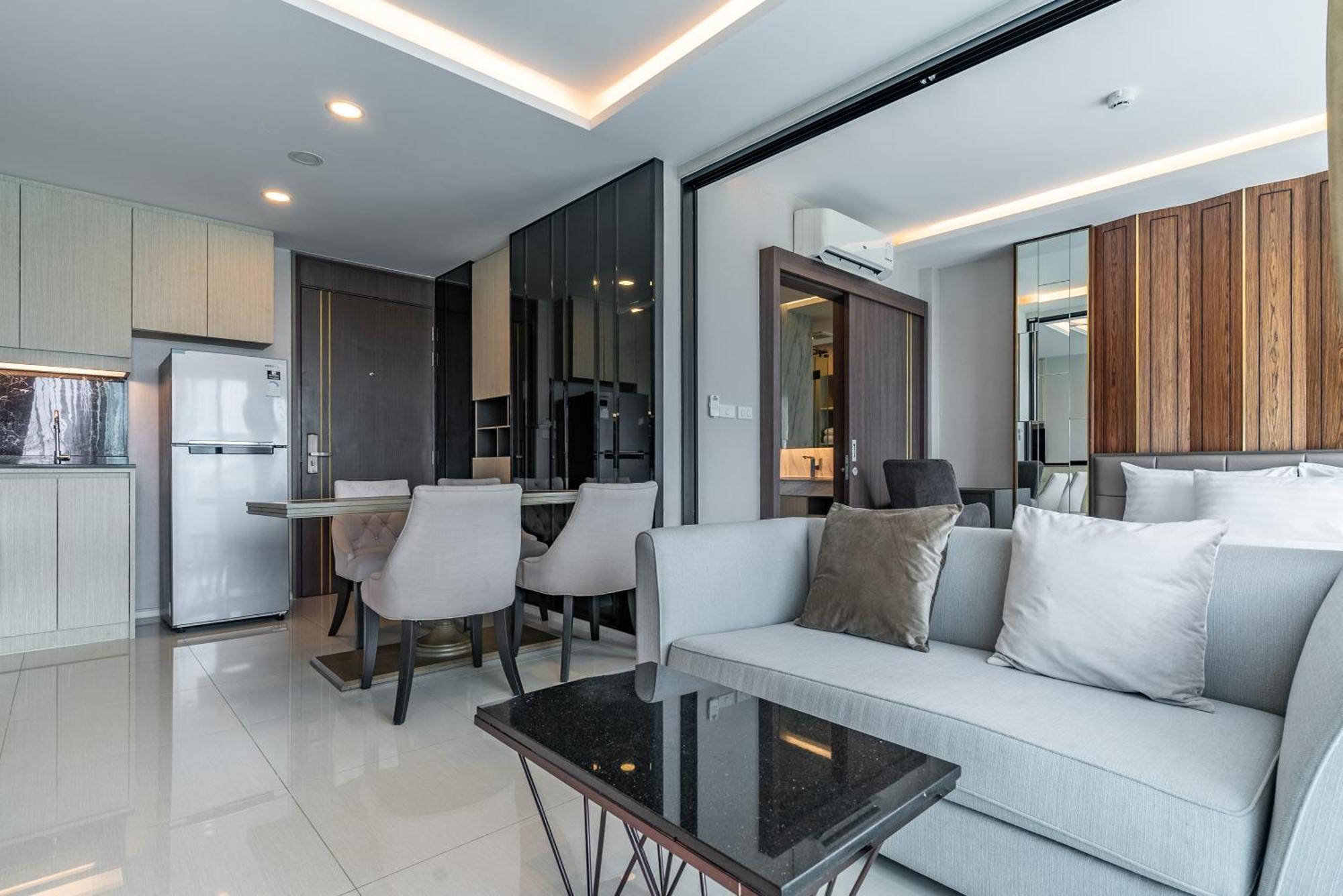 Panora Condo By Villacarte Pantai Surin Bagian luar foto