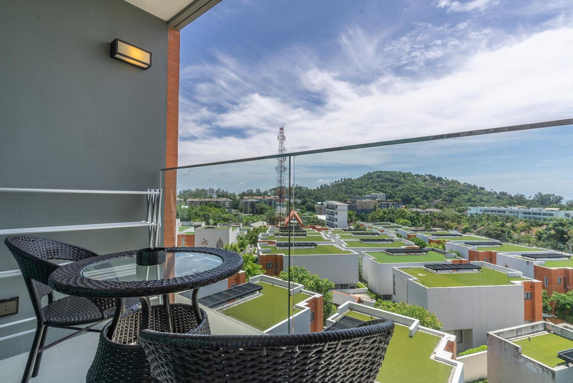 Panora Condo By Villacarte Pantai Surin Ruang foto